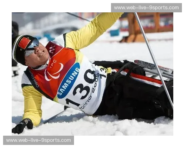 单板滑雪战报:雪域争锋,热爱飞扬 单板滑雪战报:雪域争锋,热爱飞扬